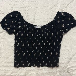 Black floral cropped blouse